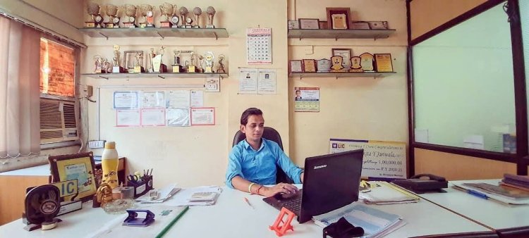Meet Yogesh Jariwala - Empowering Financial Futures, One Step at a Time